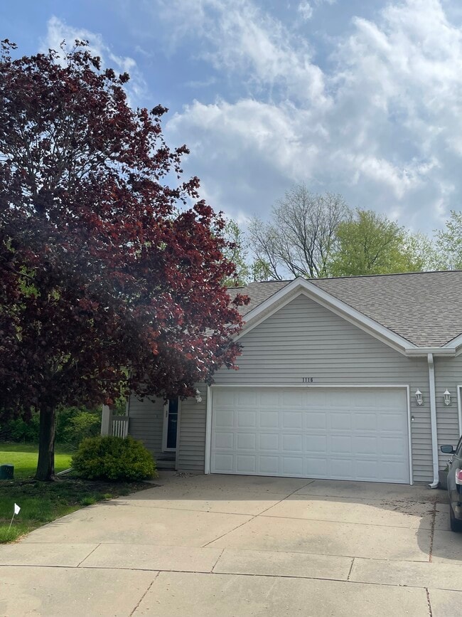 1116 Jog Rd