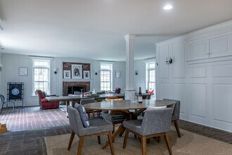 109 Dibble Hill Rd in Cornwall, CT - Building Photo - Building Photo