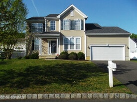 65 Homestead Dr in Pemberton, NJ - Building Photo