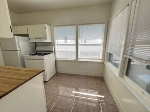 282 Jayne Ave in Oakland, CA - Building Photo - Building Photo