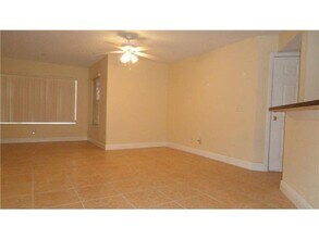 12620 VISTA ISLES Dr in Sunrise, FL - Building Photo - Building Photo