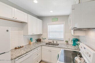 3550 S Atlantic Ave in Cocoa Beach, FL - Building Photo - Building Photo