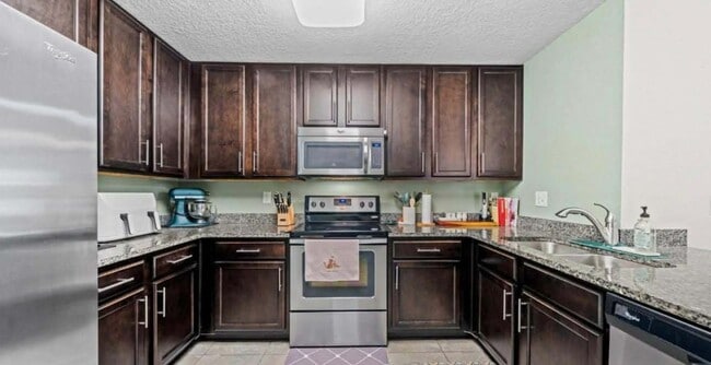 213 Larkin Pl, Unit 105 in Saint Johns, FL - Building Photo - Building Photo