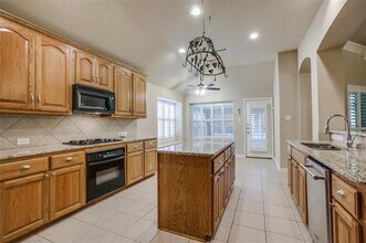 2821 Fieldlark Dr in Plano, TX - Building Photo - Building Photo