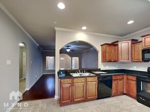 113 Earnhardt Cir in Cabot, AR - Foto de edificio - Building Photo