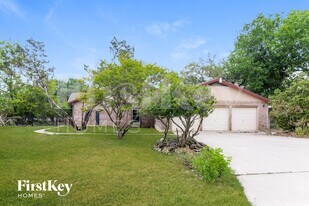 303 Mountain Echo in San Antonio, TX - Building Photo