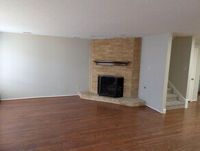 3258 Continental Dr in Missouri City, TX - Building Photo - Building Photo