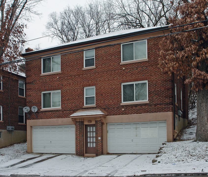 2984 W McMicken Ave in Cincinnati, OH - Building Photo