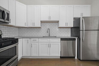 1946 S Racine Ave in Chicago, IL - Building Photo - Building Photo