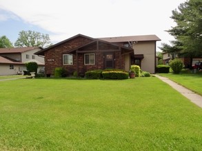 52171 Friars Ct in South Bend, IN - Building Photo - Building Photo