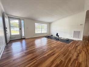 117 Cr-1559 in Almo, KY - Building Photo - Building Photo
