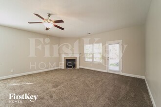 6124 Silver Chime Way in Huntersville, NC - Building Photo - Building Photo