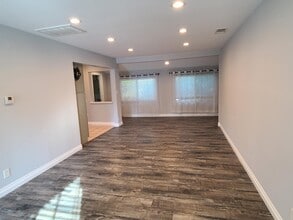 1720 S Baldwin Ave in Arcadia, CA - Building Photo - Building Photo