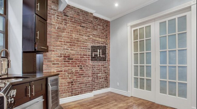 PERFECT Soho 1 Bedroom!! in New York, NY - Building Photo - Building Photo