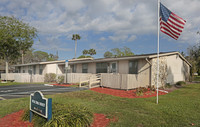 Nova Wood Apartments in Daytona Beach, FL - Building Photo - Building Photo