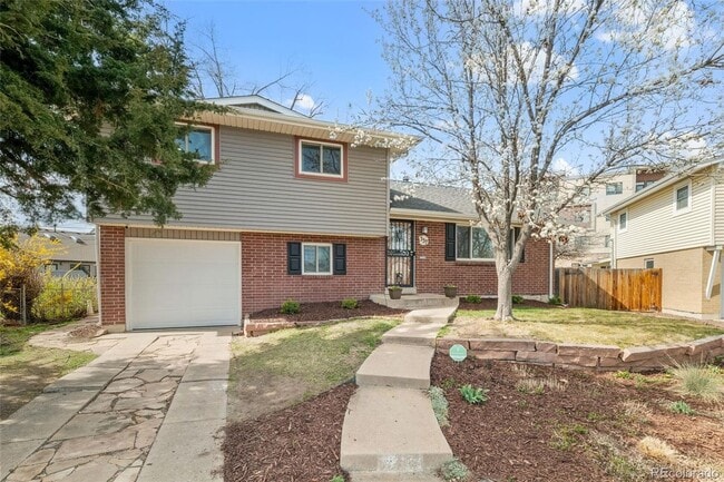 property at 537 S Grape St
