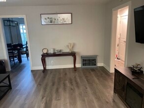 80 Loma Vista Way in Pittsburg, CA - Building Photo - Building Photo