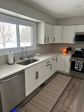 75 Elm Ridge Ct in North Liberty, IA - Building Photo - Building Photo