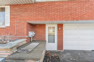 38683 N Lewis Ave in Beach Park, IL - Building Photo - Building Photo