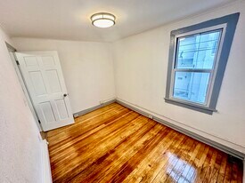 441 Willow St in Scranton, PA - Building Photo