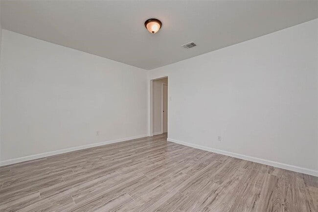 5503 Lynngate Dr in Spring, TX - Building Photo - Building Photo