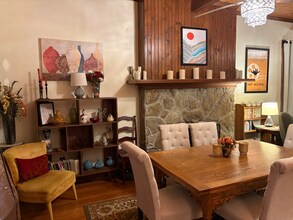 940 S Cedar St in Ottawa, KS - Foto de edificio - Building Photo