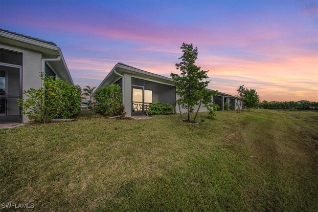 1074 Enbrook Lp in Naples, FL - Building Photo - Building Photo