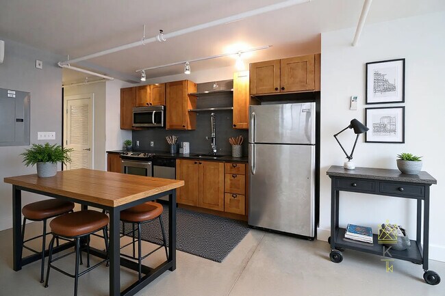 20-26 Sunnyside St. Unit 6 in Boston, MA - Building Photo - Building Photo