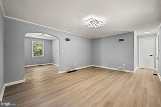2225 Palmer Ave in Bristol, PA - Building Photo - Building Photo