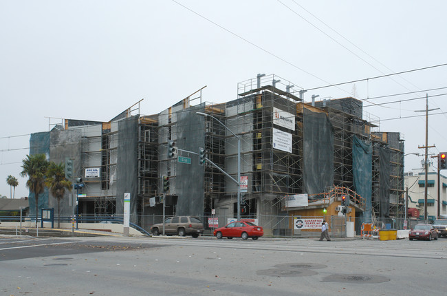 Gish Apartments in San Jose, CA - Foto de edificio - Building Photo