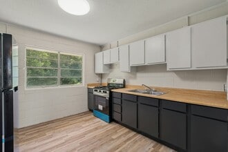 21 Kings Ct in Tylertown, MS - Building Photo - Building Photo