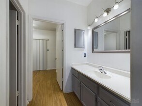2210 Pearl St in Austin, TX - Building Photo - Building Photo