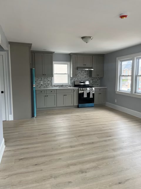 19726 90th Ave, Unit 2 FL in Hollis, NY - Building Photo - Building Photo