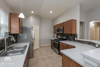 2559 Elm Crossing Trail in Spring, TX - Foto de edificio - Building Photo