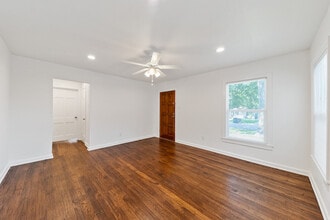 3233 Merida Ave in Fort Worth, TX - Building Photo - Building Photo