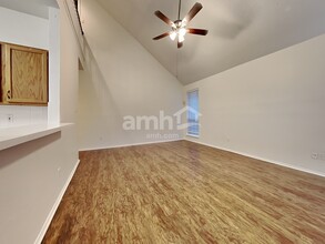 4625 Mustang Dr in Haltom City, TX - Building Photo - Building Photo