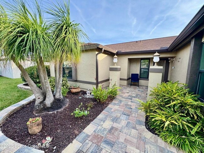349 Country Walk St in Melbourne, FL - Building Photo - Building Photo