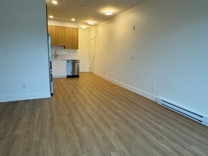 11907 223 St in Maple Ridge, BC - Building Photo - Building Photo