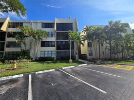20441 NE 30th Ave in Aventura, FL - Building Photo