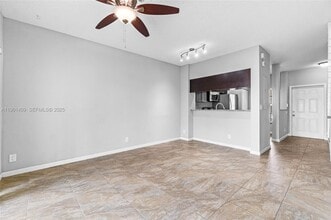 4990 Palmbrooke Cir in West Palm Beach, FL - Building Photo - Building Photo