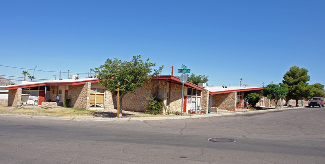 4101-4115 Krupp Dr in El Paso, TX - Building Photo - Building Photo