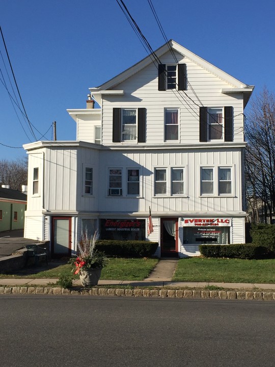 159 Main St in Flemington, NJ - Building Photo