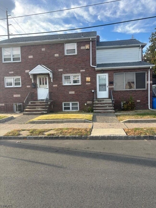 15 Watsessing Ave in Belleville, NJ - Building Photo - Building Photo