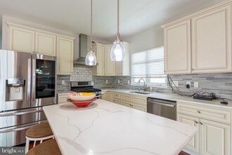 9411 Frankford Ave in Philadelphia, PA - Building Photo - Building Photo