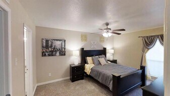 515 S Bender Ave in Humble, TX - Building Photo
