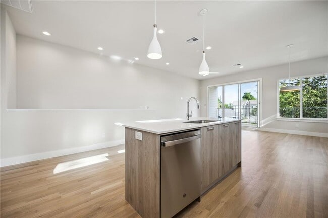 property at 5314 Suez St