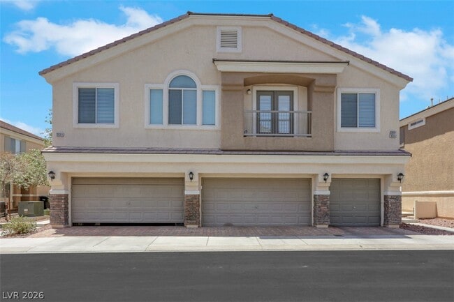 property at 3513 Hazelnut Pine Pl