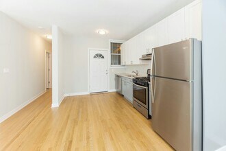 2010 W Foster Ave in Chicago, IL - Building Photo - Building Photo