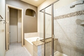 185 Carrington Ln in Lewisville, TX - Building Photo - Building Photo