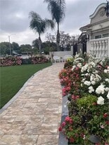 1010 S Elliott Pl in Santa Ana, CA - Building Photo